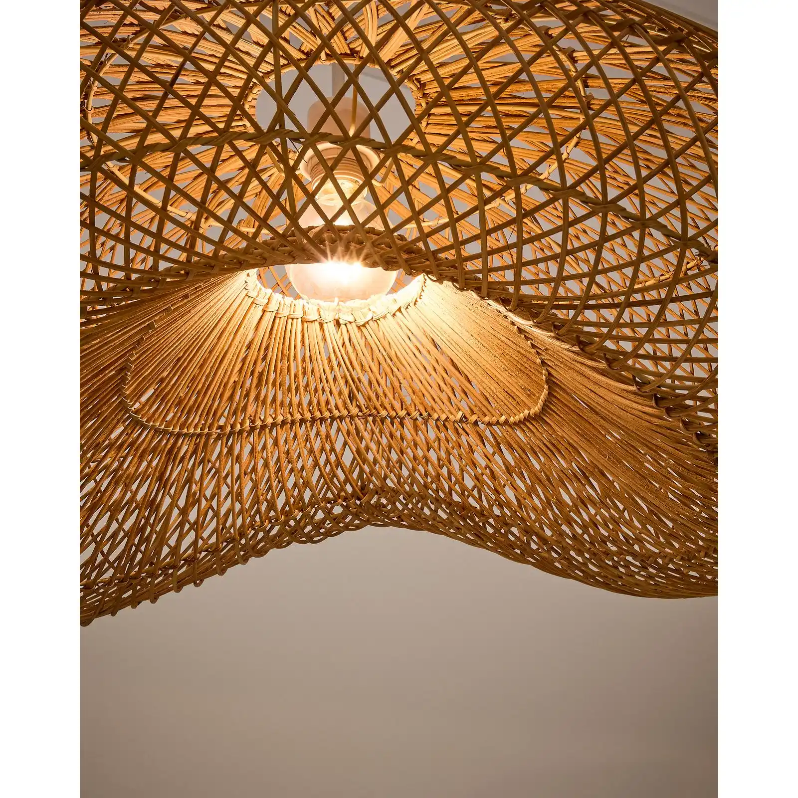 Lampenschirm für Deckenleuchte Isora aus Rattan mit Finish in natürlichem Farbton 80 x 35 cm - Image 5