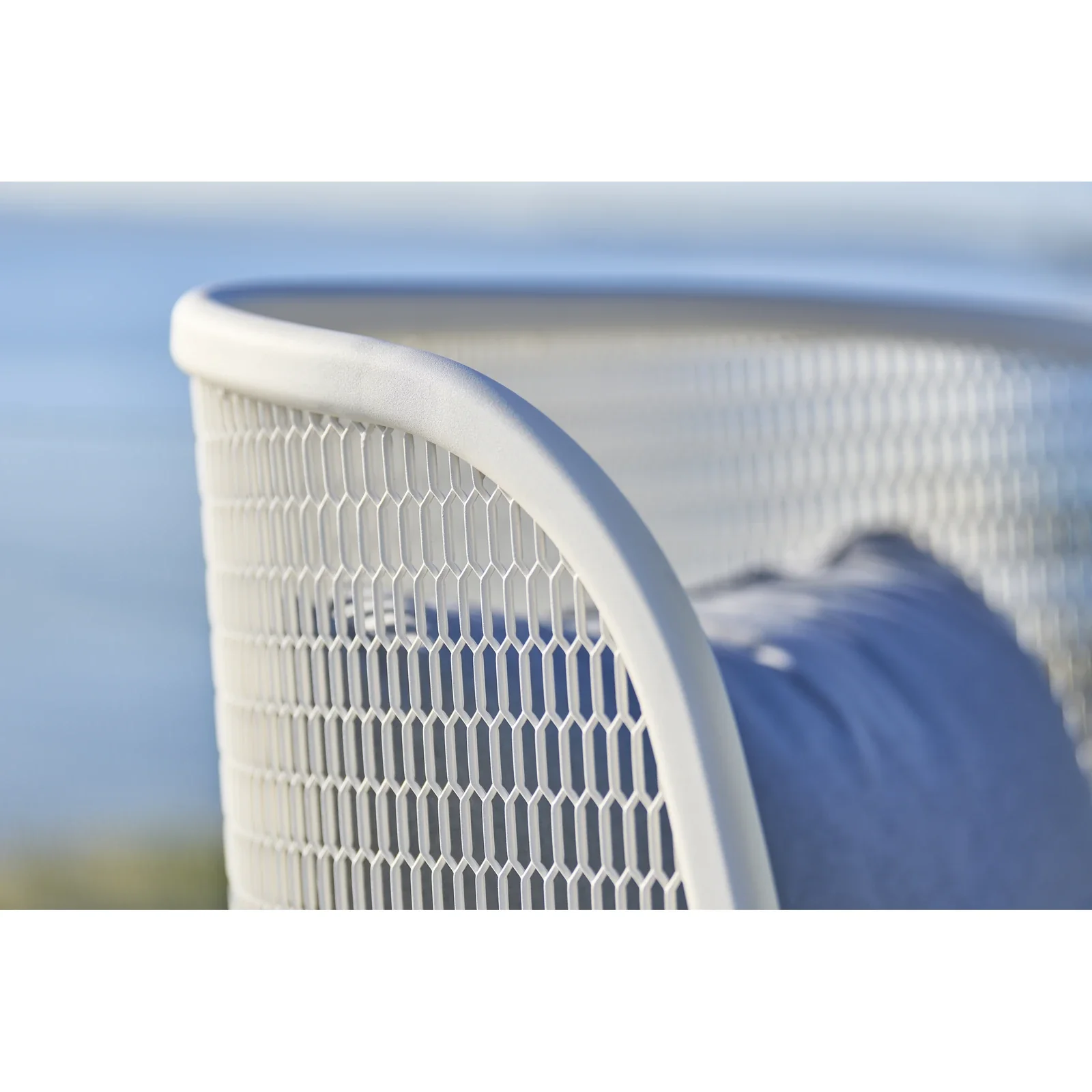 mindo 118 - High back Loungesessel aus Acrylstoff und Teak - Image 3
