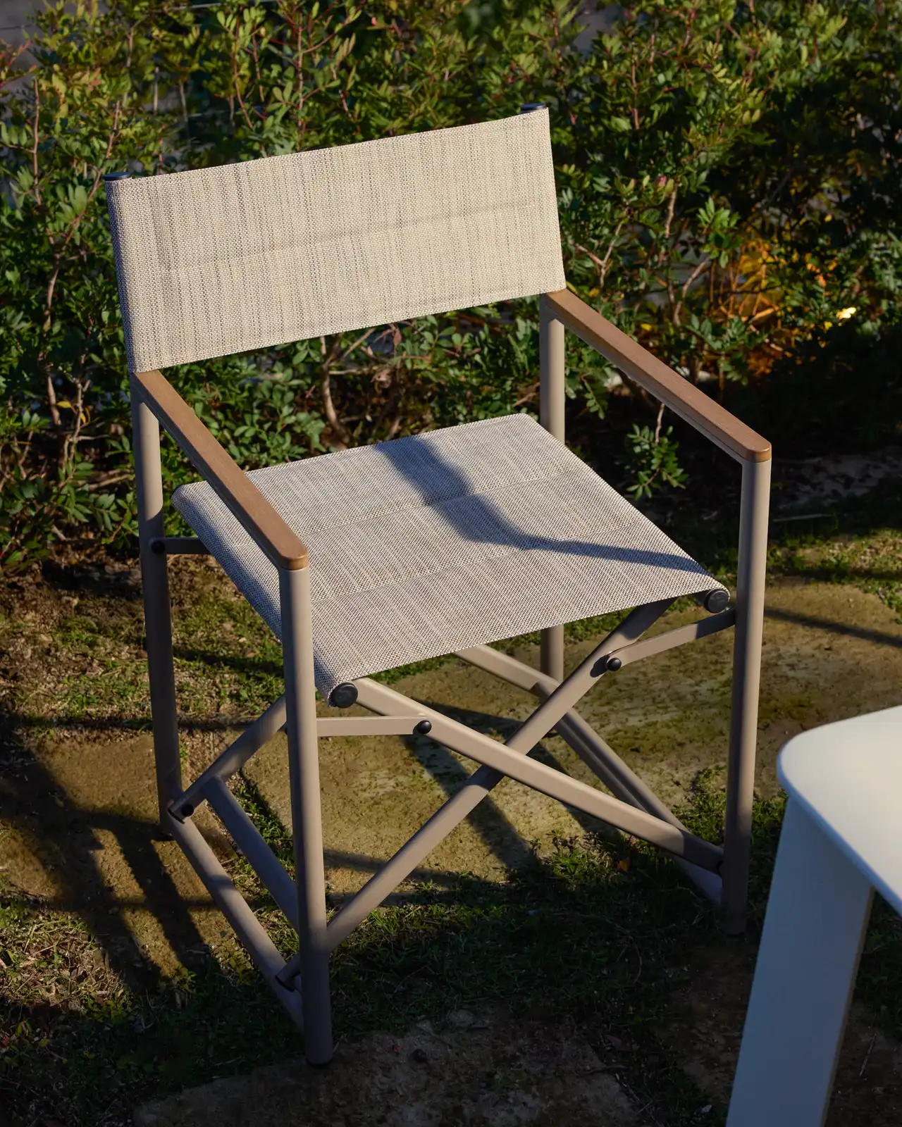 Outdoor-Klappstuhl Tisno aus Aluminium und Texteline - Image 2