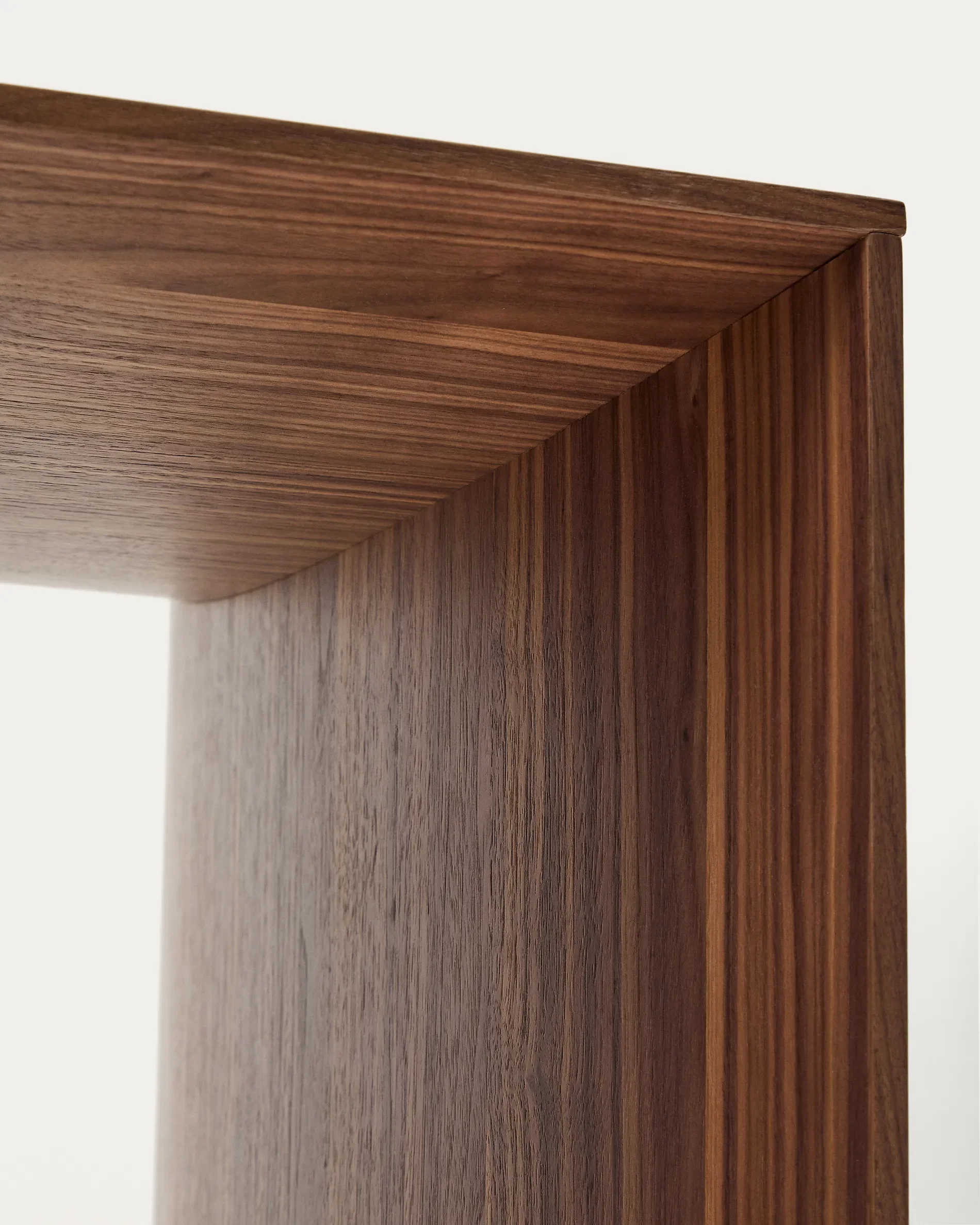 Schreibtisch Litto in Nussbaumfurnier 140 x 60 cm - Image 5