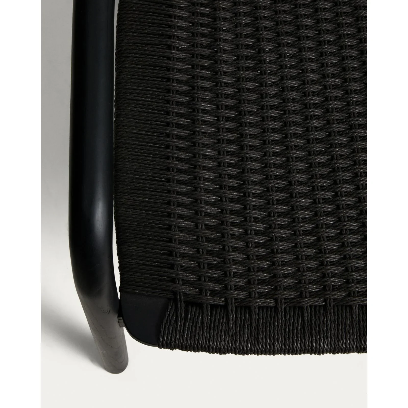 Sessel Derile aus massivem Eichenholz mit Finish und Papierseil FSC 100 % - Image 8
