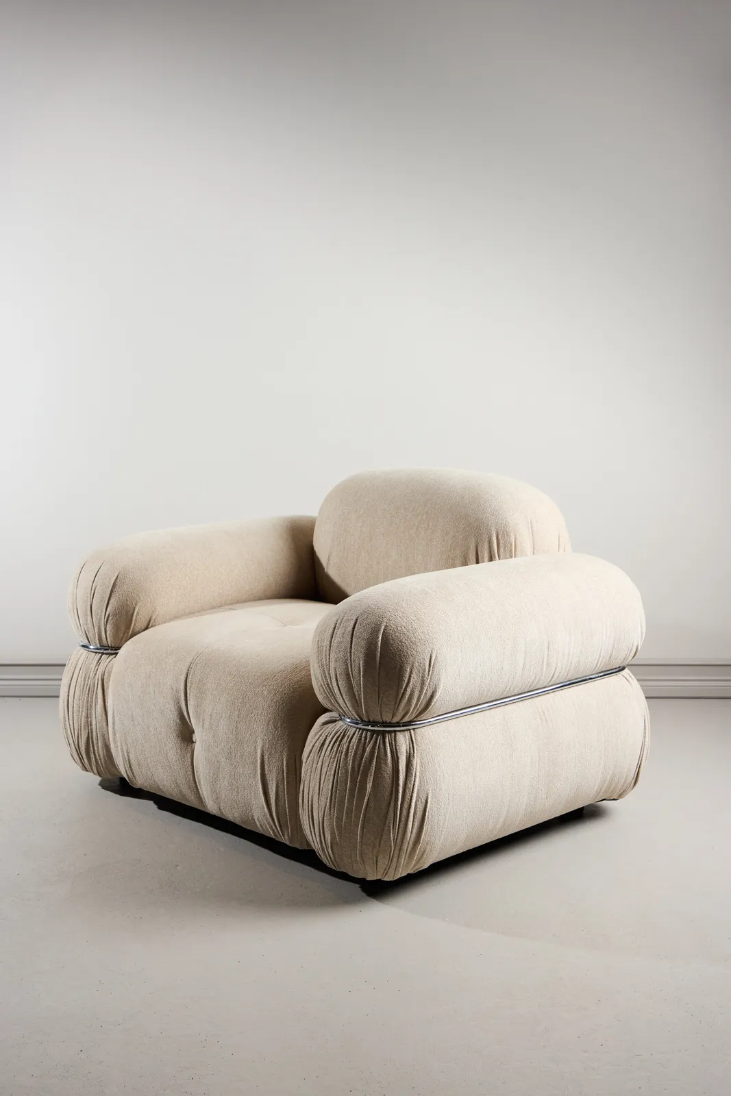 Sessel Mika in beige - Image 2