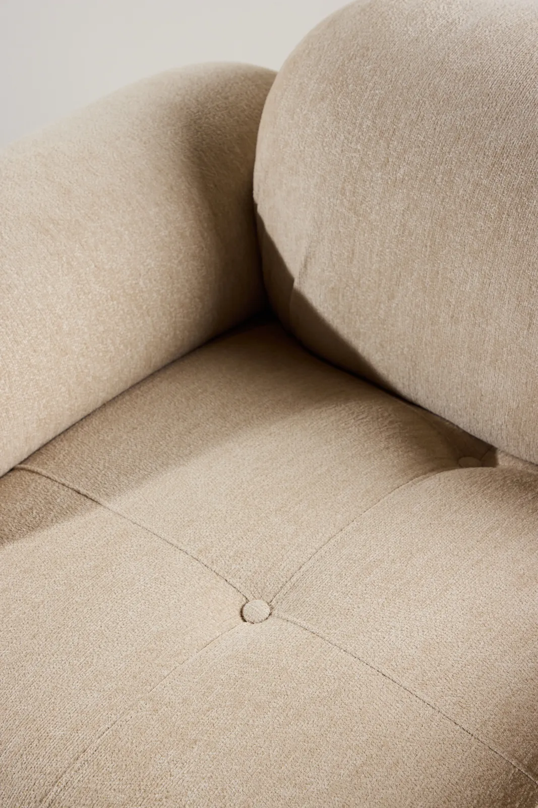 Sessel Mika in beige - Image 3