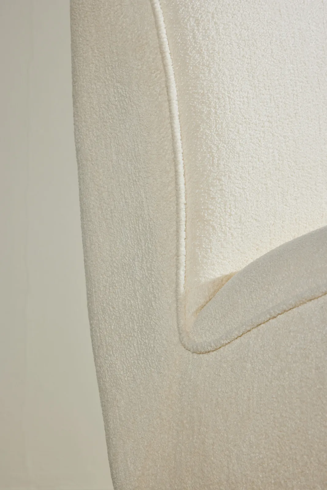 Sessel My aus weißem Bouclé - Image 5
