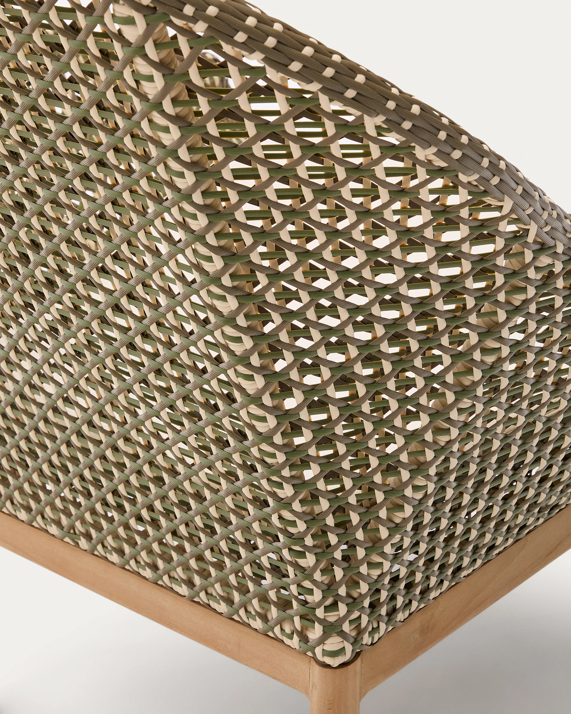 Sessel Olbia mit hoher Rückenlehne aus synthetischem Rattan und massivem Teakholz FSC 100 % - Image 9