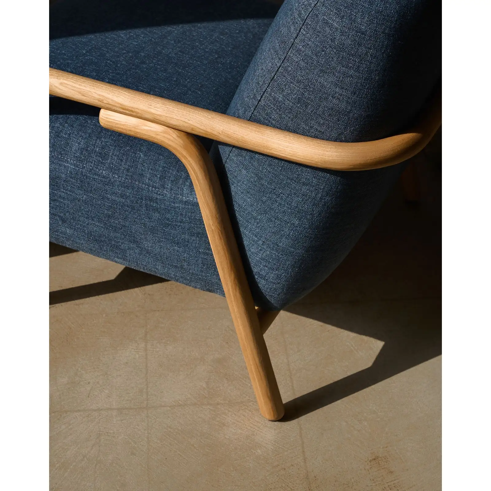 Sessel Sylo aus Chenille und massivem Eschenholz, FSC 100 % - Image 50
