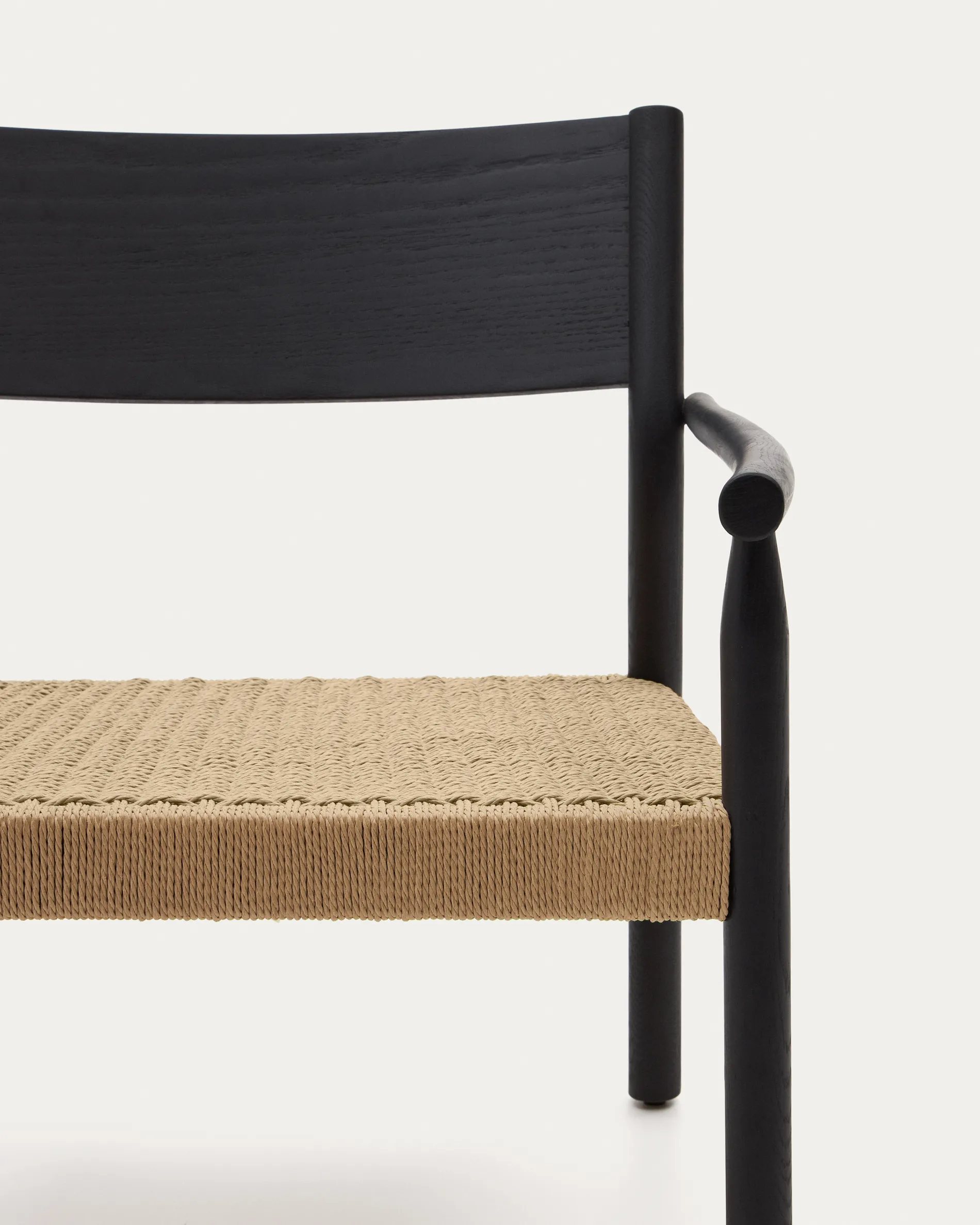 Sessel Yalia massives Eichenholz mit Nussholz-Finish und Sitz aus Papierseil FSC 100% - Image 9