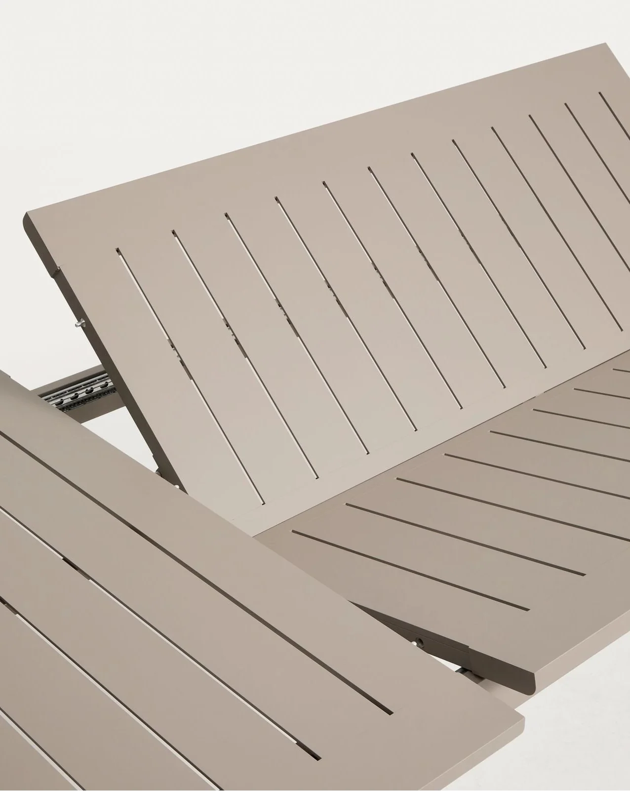 Set mit Ausziehtisch Livorno aus Aluminium in Taupe und 6 Stühlen Alimia aus Aluminium in Taupe und Synthetikseil in Braun, 233 (350) x 100 cm - Image 6