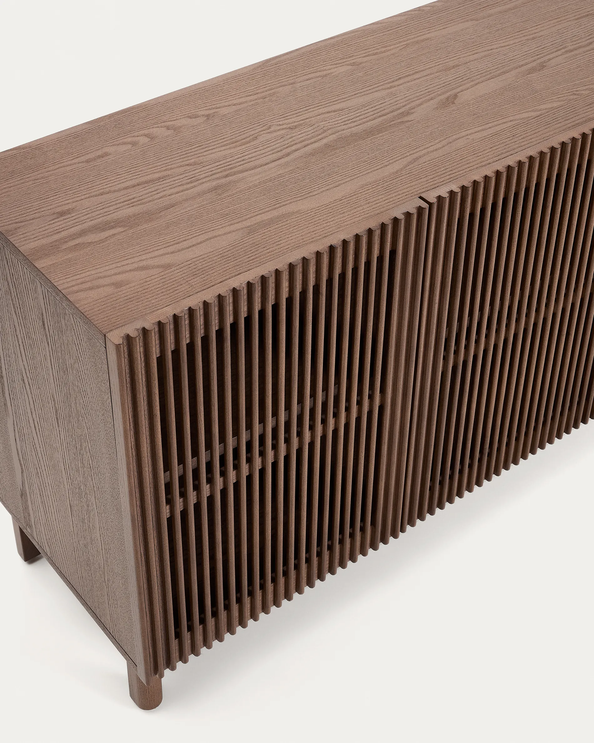 Sideboard Beyla aus Furnier und Massivholz aus Esche mit nussbaumfarbenem Finish 181 x 71,5 cm FSC 100% - Image 8