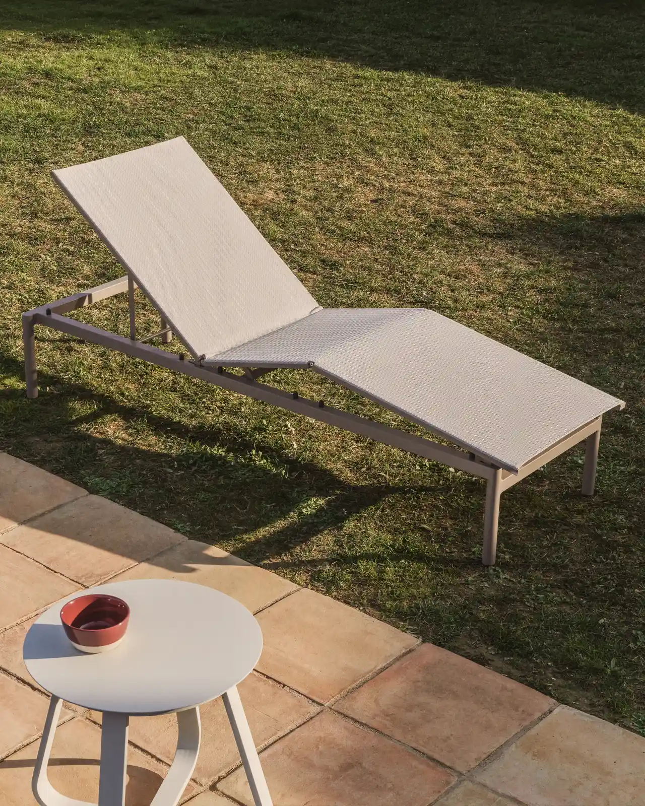 Sonnenliege Lesina aus Aluminium und Texteline - Image 30