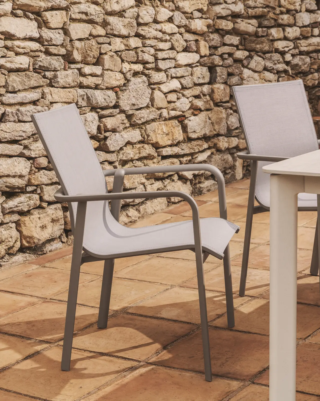 Stapelbarer Outdoor-Stuhl Canea aus Texteline und Aluminium - Image 14