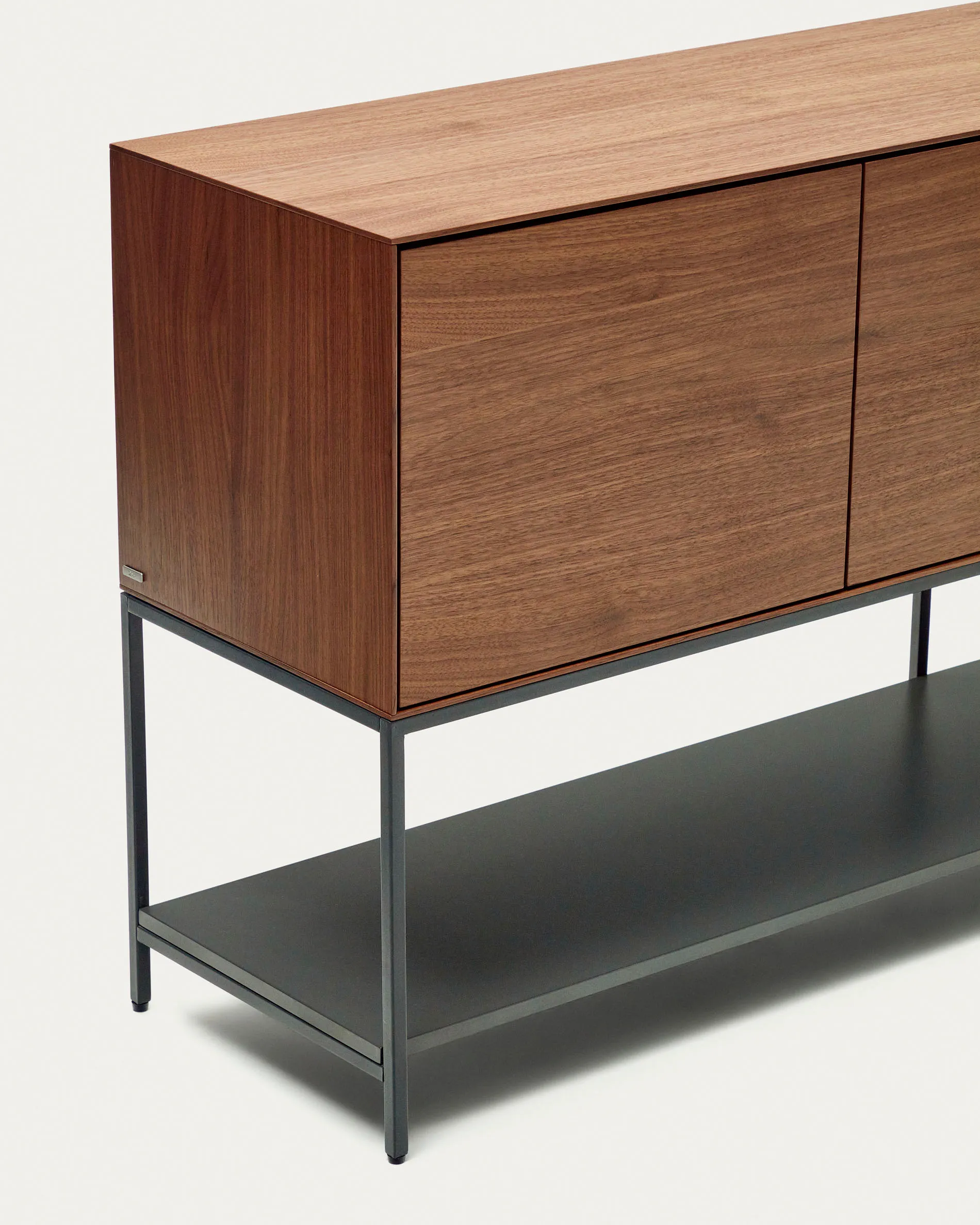 Vedrana Sideboard 3 Türen aus Nussholzfurnier und Stahlbeine in Schwarz 195 x 80 cm - Image 7