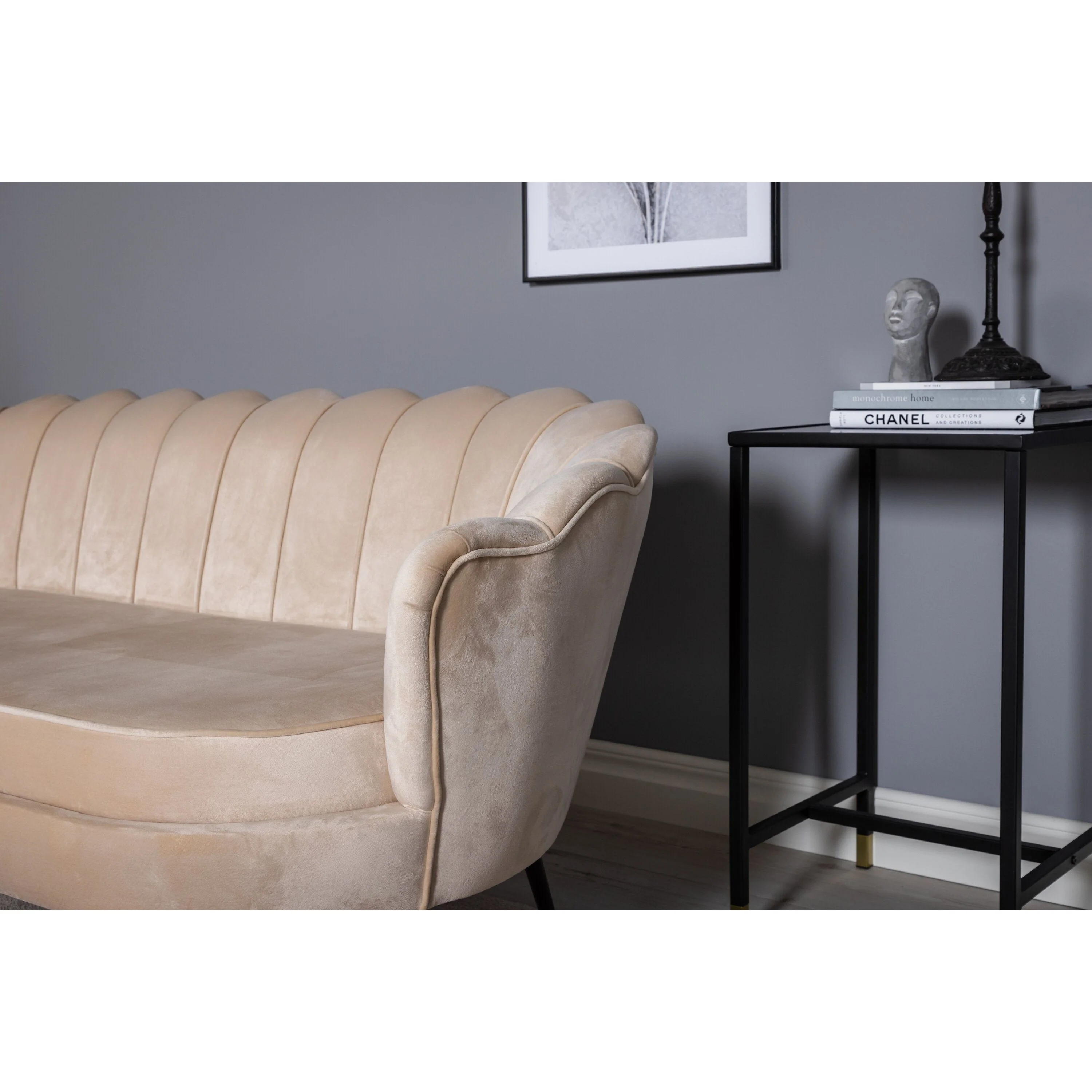 Calais 3-Sitzer Sofa - Beige Samt - Schwarze Beine - Image 4