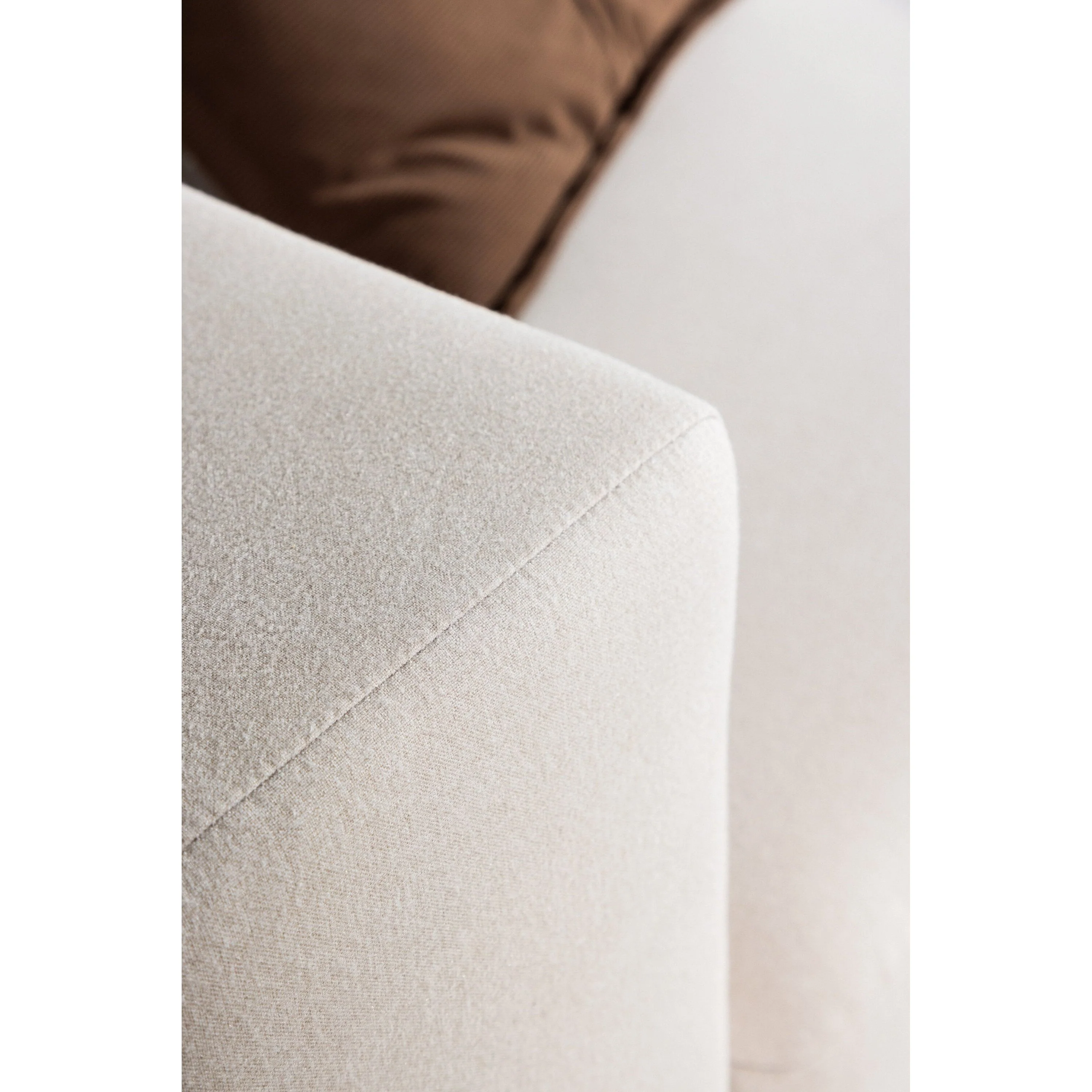 Lumi 3-Sitzer Sofa - Weißes Leinen - Image 6