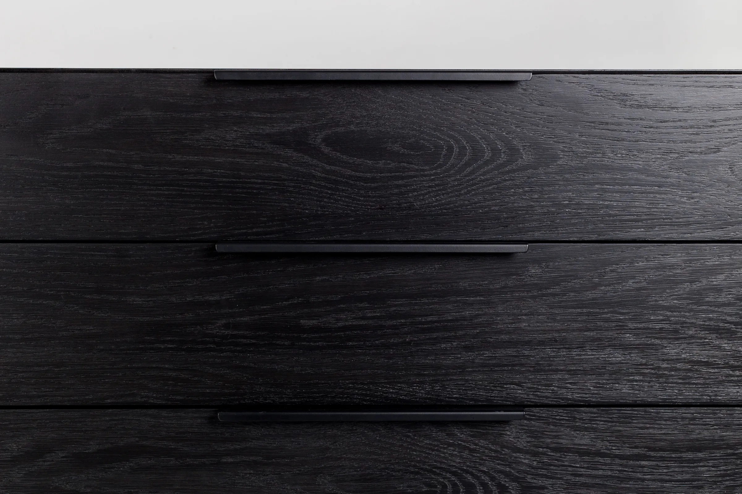 Travis Sideboard Schwarze Eiche 180x45x71 cm - Image 8