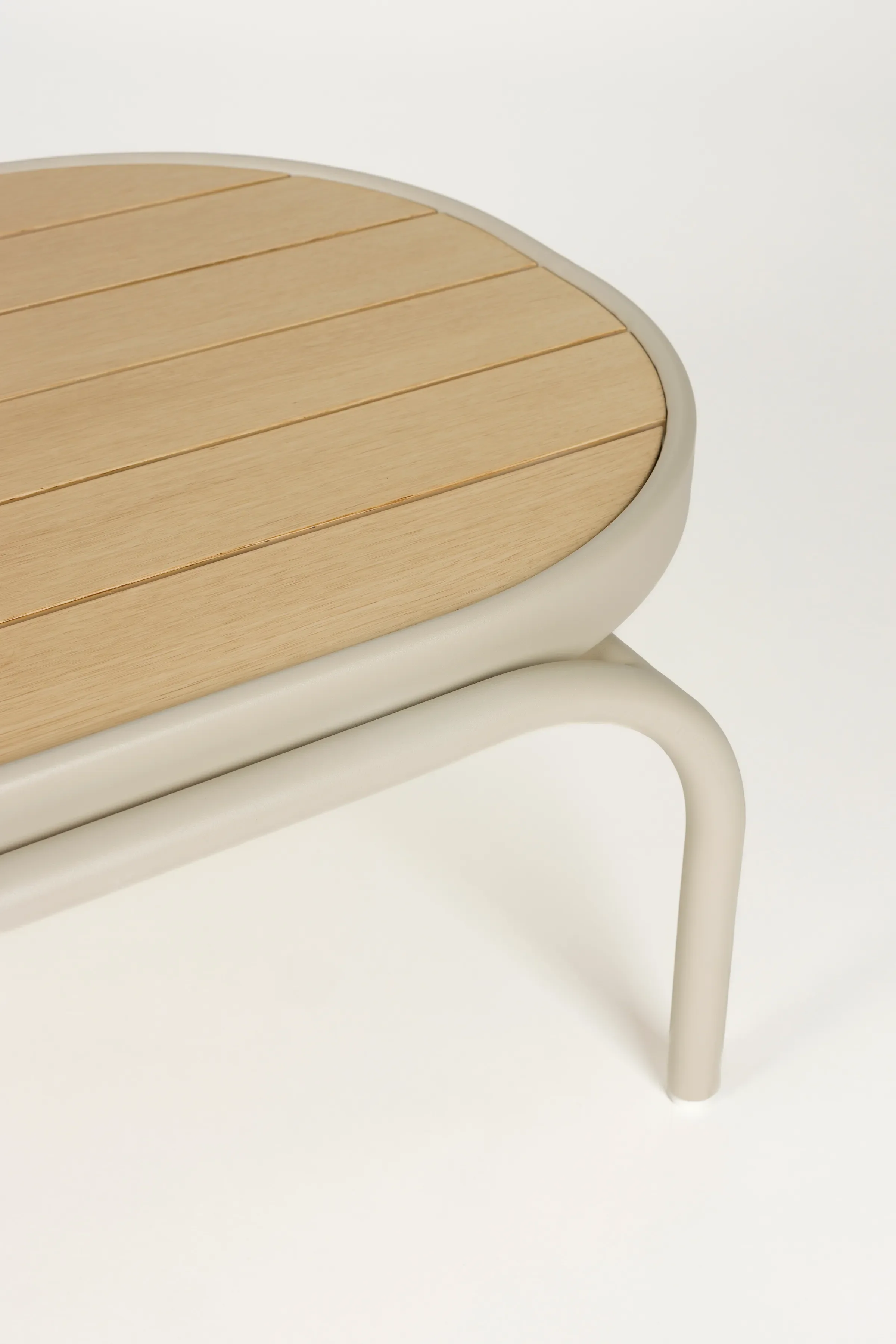 Vista Outdoor Couchtisch 63x110cm - Image 6